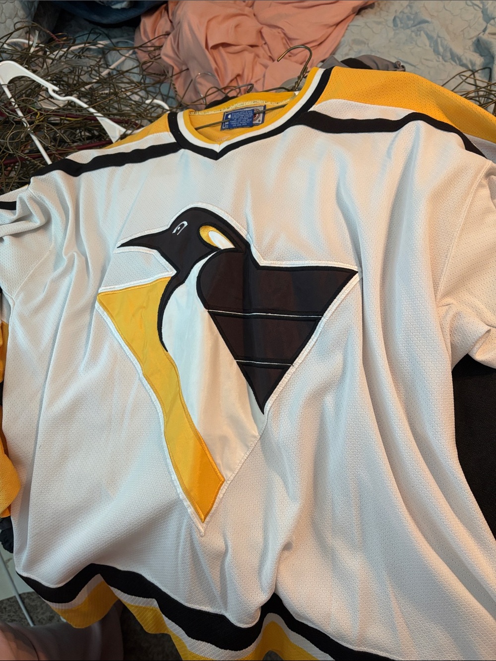 STARTER White, Yellow & Black Penguins Hockey Jersey - Men